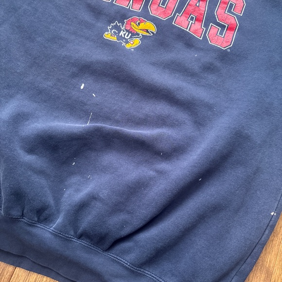 Unisex Vintage 00s Soffe Kansas Jayhawks graphic crewneck - Picture 8 of 8